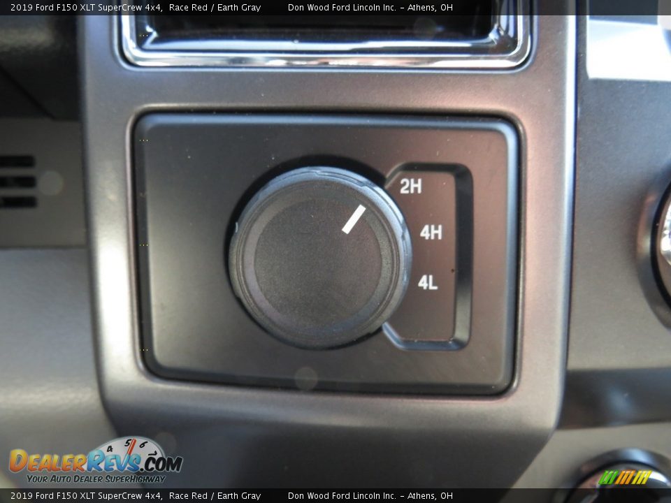 2019 Ford F150 XLT SuperCrew 4x4 Race Red / Earth Gray Photo #34