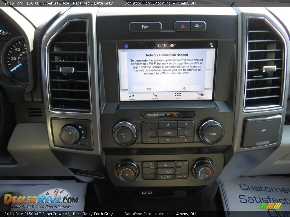 2019 Ford F150 XLT SuperCrew 4x4 Race Red / Earth Gray Photo #35