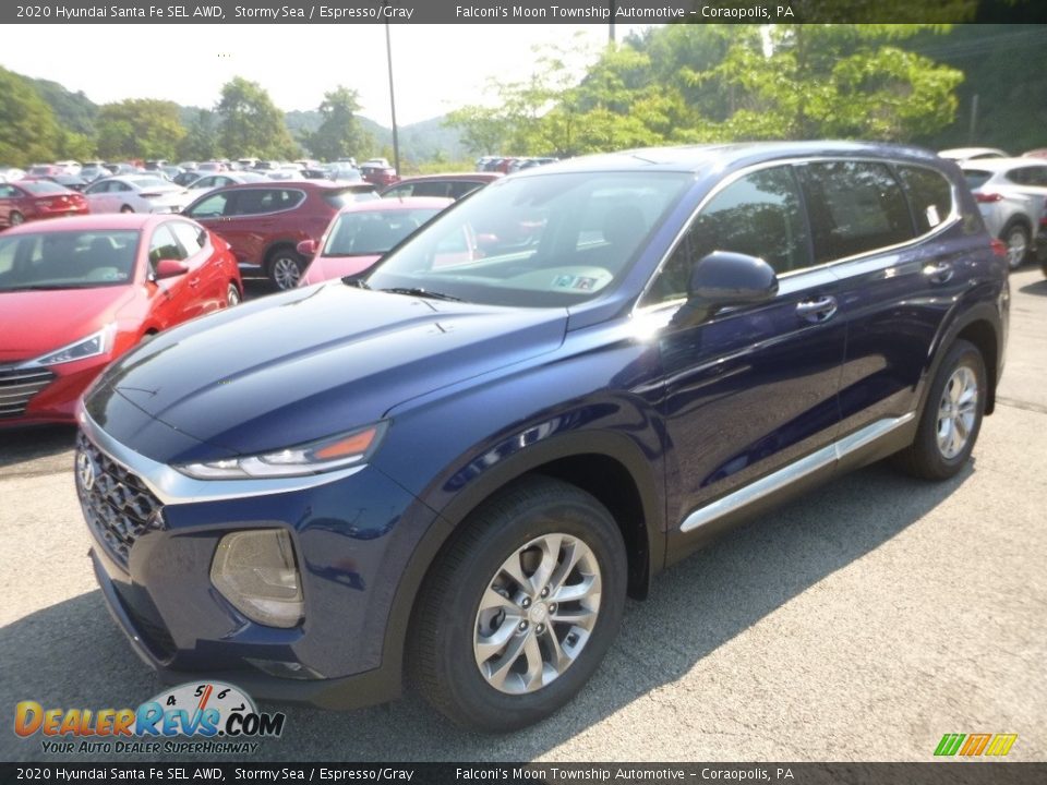 Front 3/4 View of 2020 Hyundai Santa Fe SEL AWD Photo #5