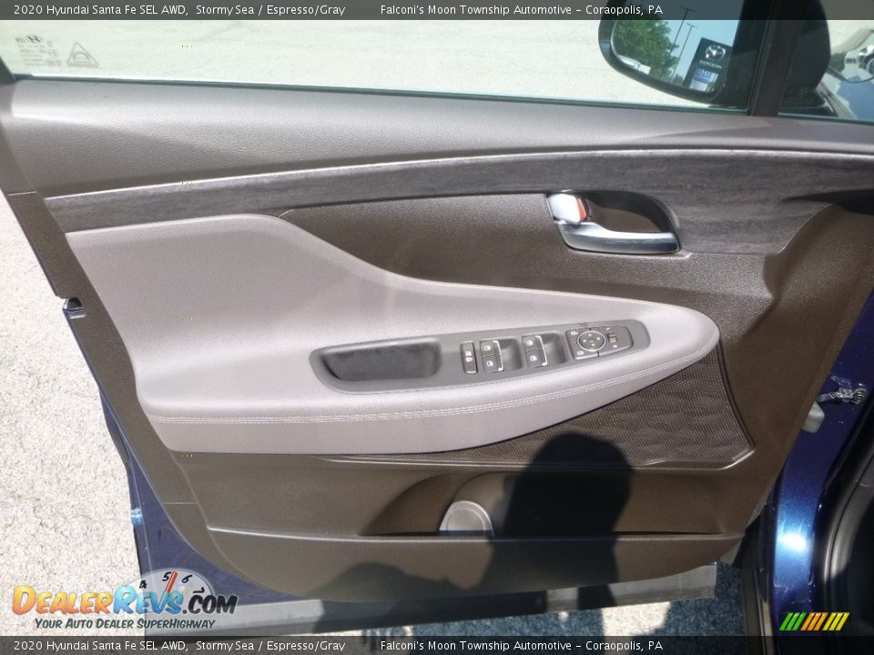 Door Panel of 2020 Hyundai Santa Fe SEL AWD Photo #12