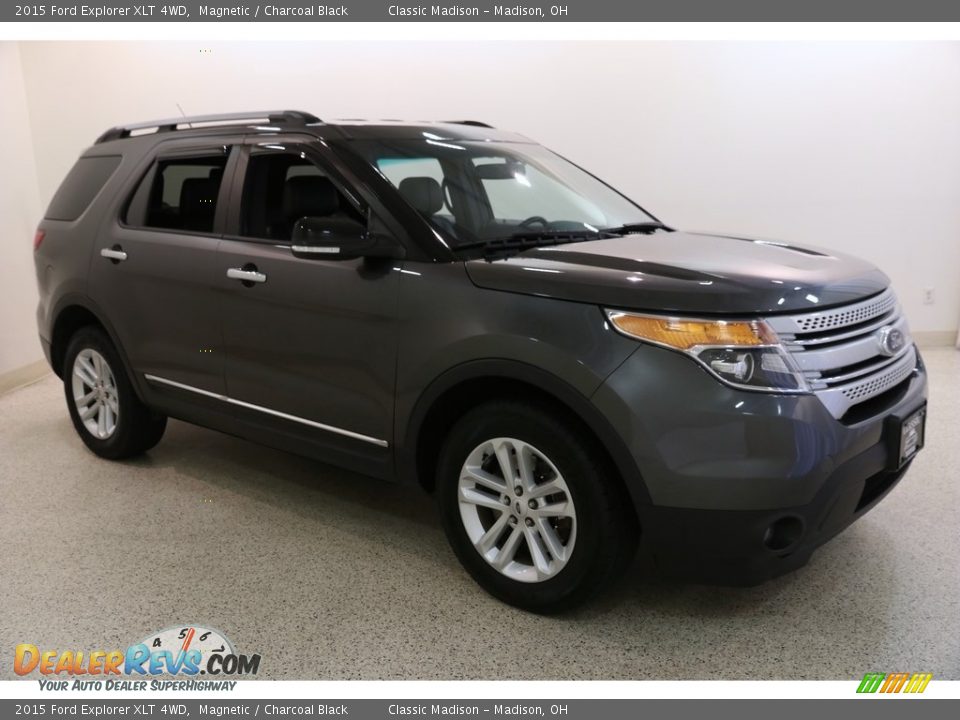 2015 Ford Explorer XLT 4WD Magnetic / Charcoal Black Photo #1