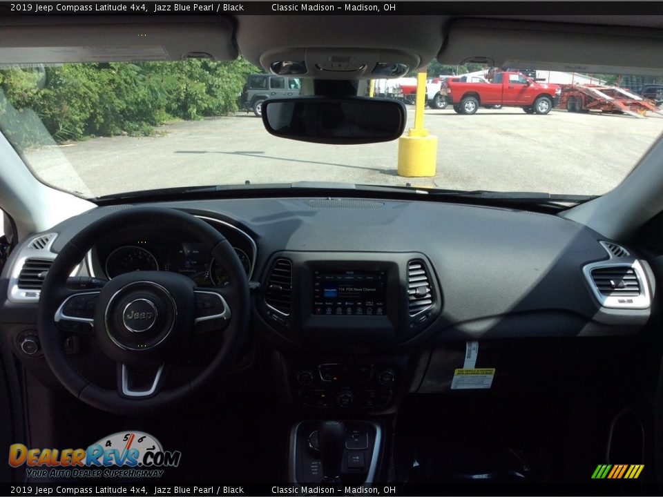 2019 Jeep Compass Latitude 4x4 Jazz Blue Pearl / Black Photo #11