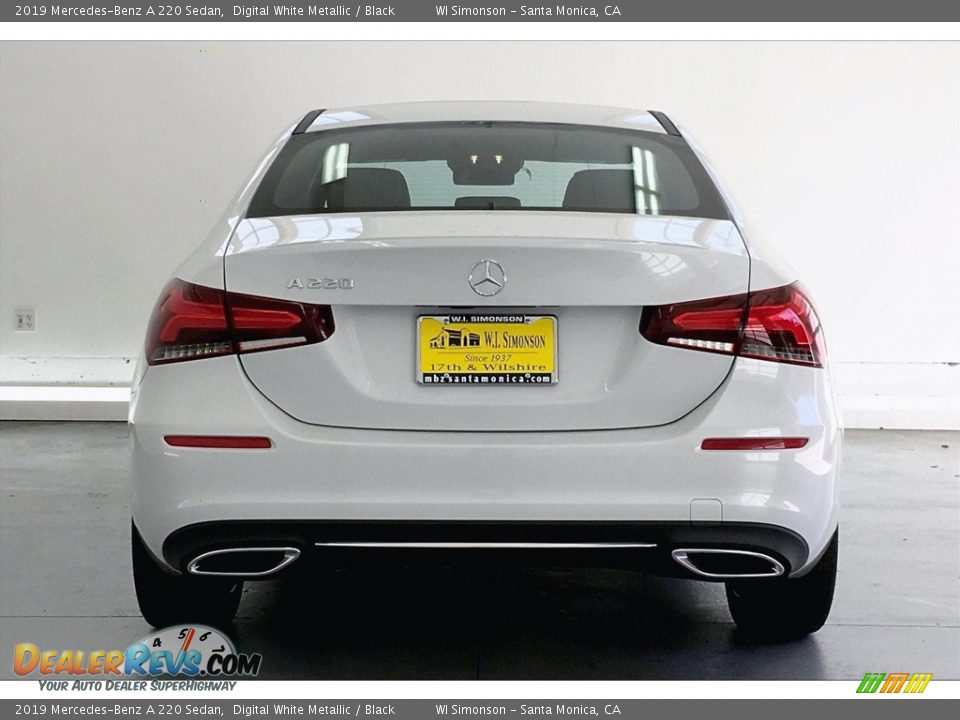 2019 Mercedes-Benz A 220 Sedan Digital White Metallic / Black Photo #3