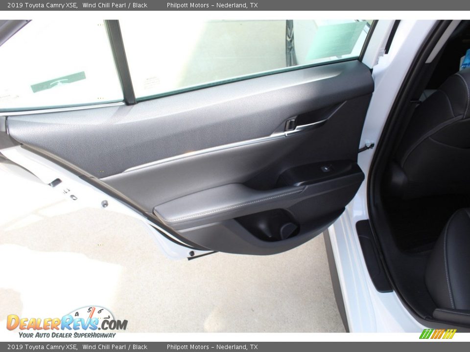 2019 Toyota Camry XSE Wind Chill Pearl / Black Photo #21