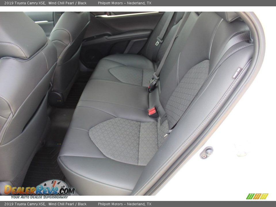 2019 Toyota Camry XSE Wind Chill Pearl / Black Photo #22