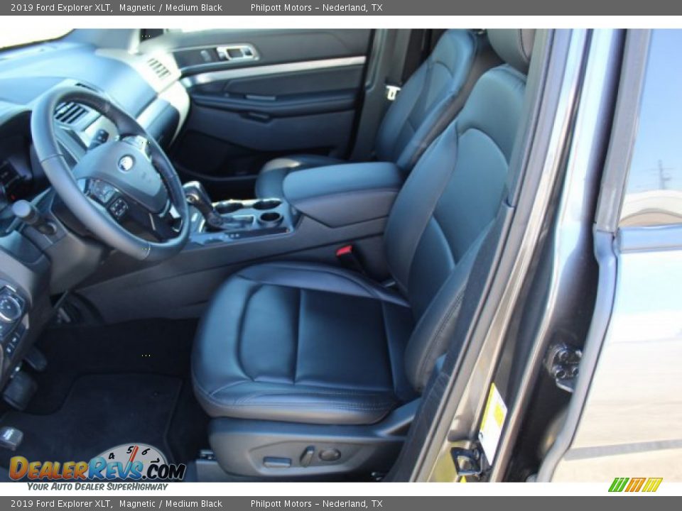 2019 Ford Explorer XLT Magnetic / Medium Black Photo #8