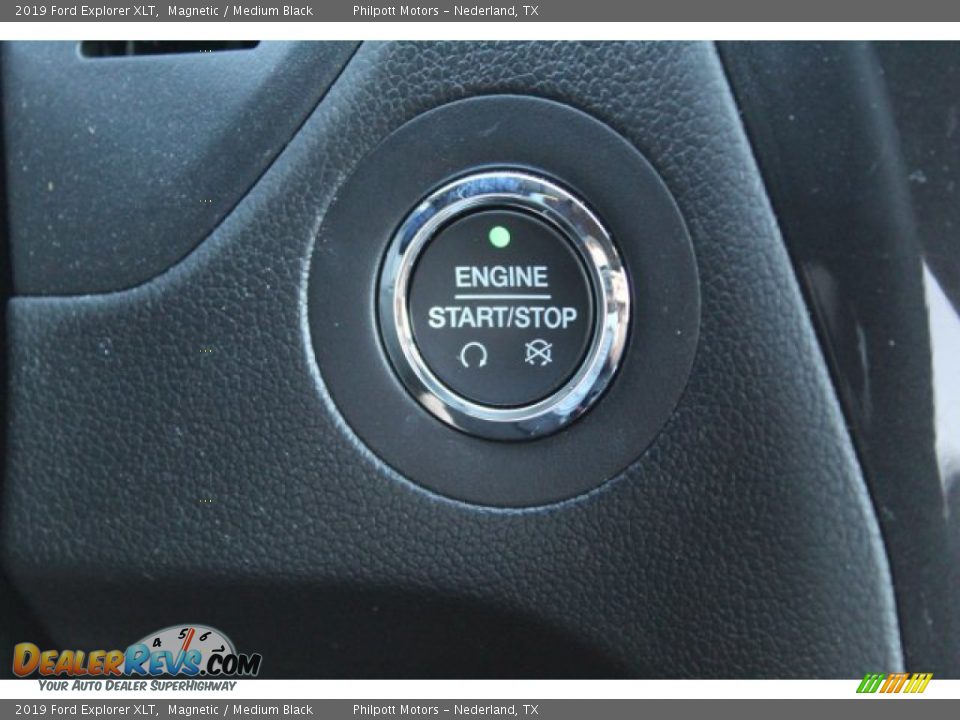 2019 Ford Explorer XLT Magnetic / Medium Black Photo #16