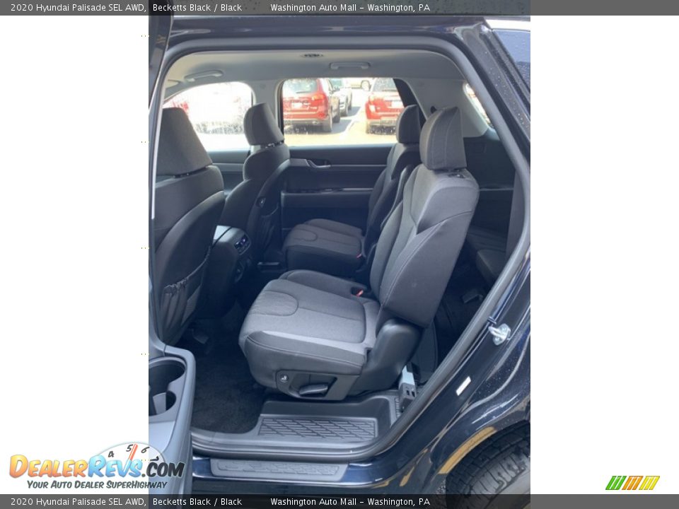 Rear Seat of 2020 Hyundai Palisade SEL AWD Photo #20