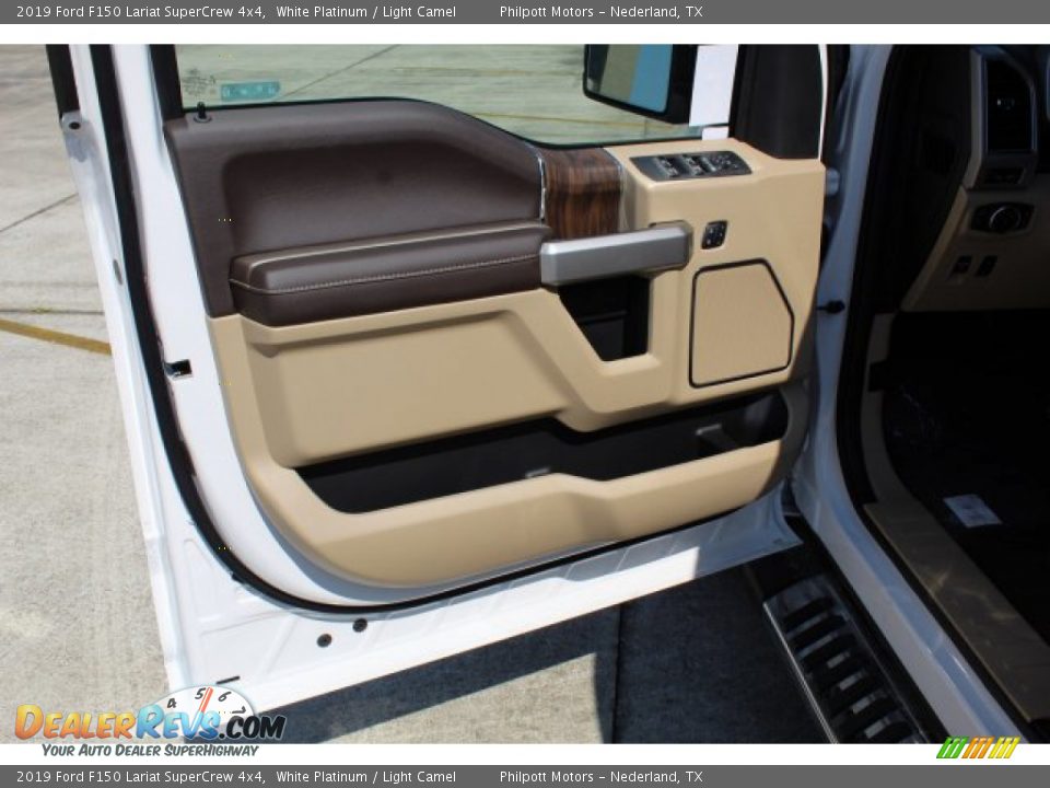 2019 Ford F150 Lariat SuperCrew 4x4 White Platinum / Light Camel Photo #10