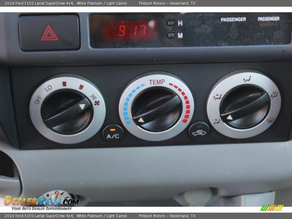 2019 Ford F150 Lariat SuperCrew 4x4 White Platinum / Light Camel Photo #15