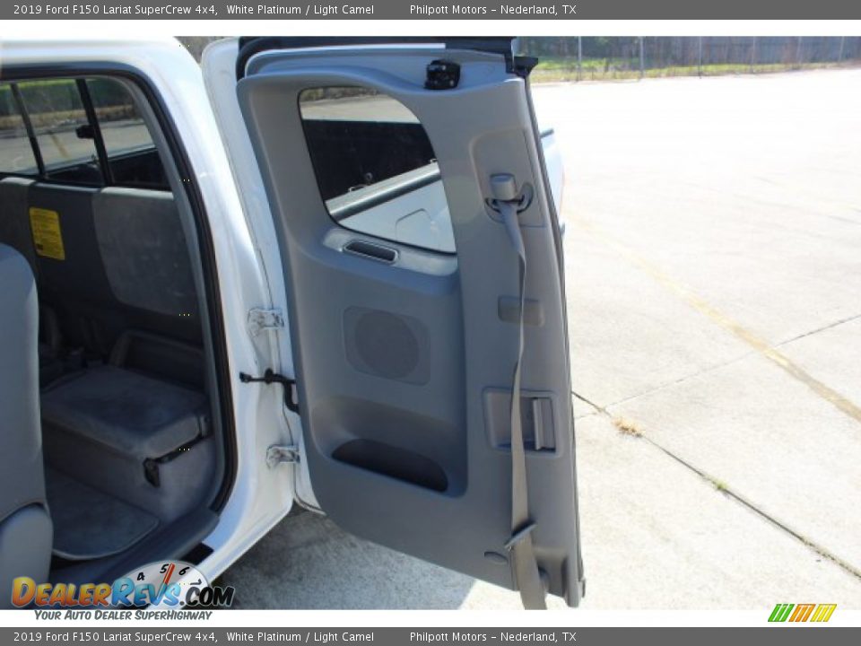 2019 Ford F150 Lariat SuperCrew 4x4 White Platinum / Light Camel Photo #16