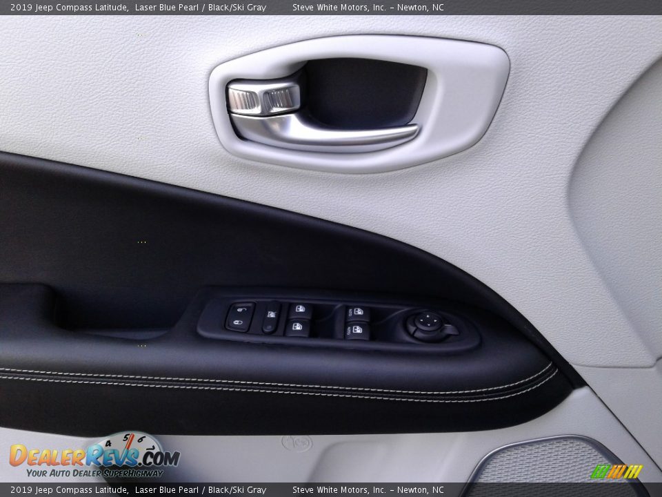 2019 Jeep Compass Latitude Laser Blue Pearl / Black/Ski Gray Photo #9