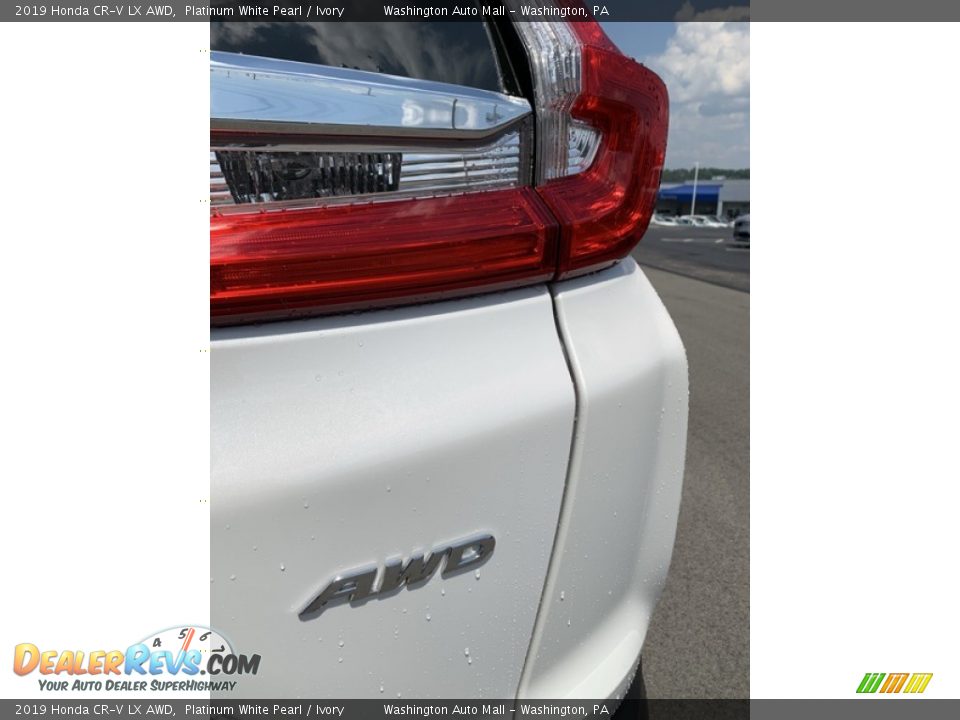 2019 Honda CR-V LX AWD Platinum White Pearl / Ivory Photo #22