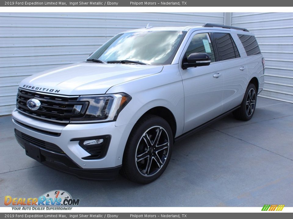 Front 3/4 View of 2019 Ford Expedition Limited Max Photo #4