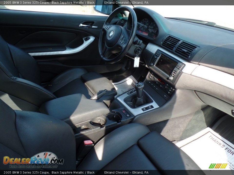 2005 BMW 3 Series 325i Coupe Black Sapphire Metallic / Black Photo #32