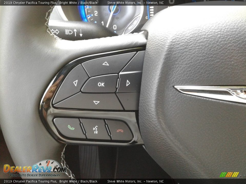 2019 Chrysler Pacifica Touring Plus Bright White / Black/Black Photo #20