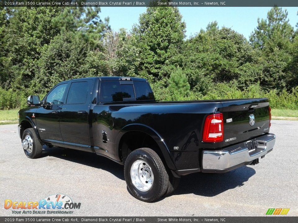 2019 Ram 3500 Laramie Crew Cab 4x4 Diamond Black Crystal Pearl / Black Photo #8