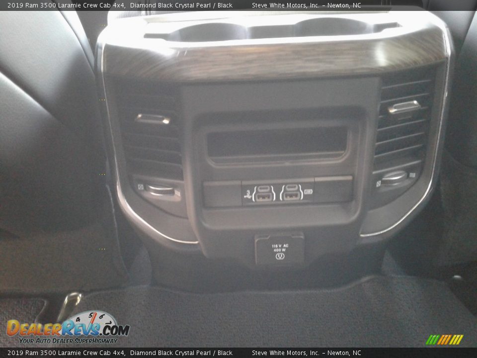 2019 Ram 3500 Laramie Crew Cab 4x4 Diamond Black Crystal Pearl / Black Photo #12