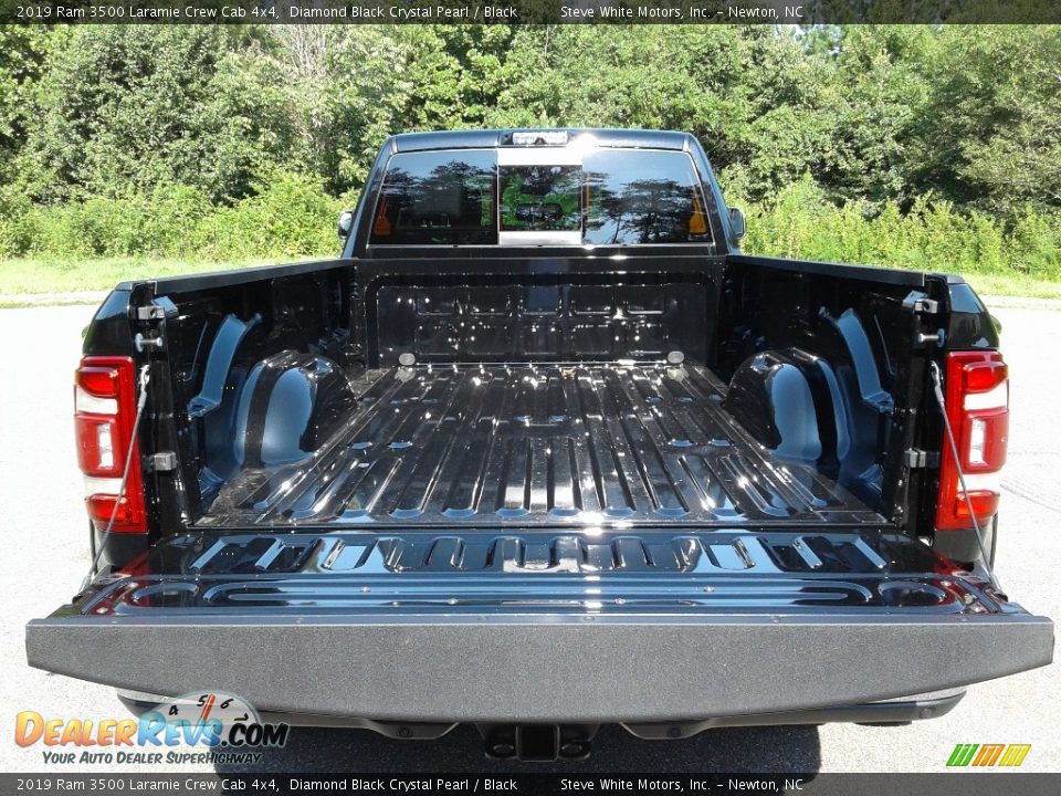 2019 Ram 3500 Laramie Crew Cab 4x4 Diamond Black Crystal Pearl / Black Photo #13