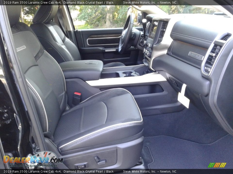 Front Seat of 2019 Ram 3500 Laramie Crew Cab 4x4 Photo #16