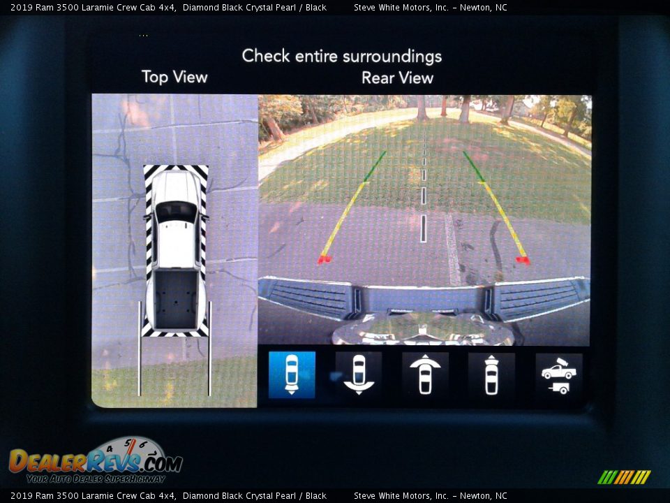 2019 Ram 3500 Laramie Crew Cab 4x4 Diamond Black Crystal Pearl / Black Photo #23