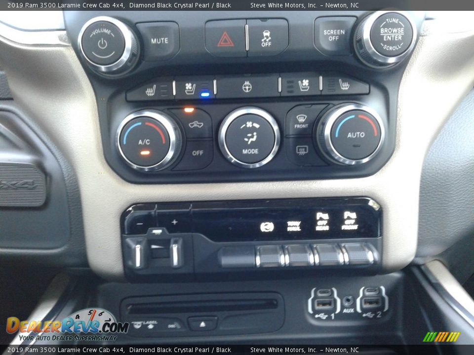 Controls of 2019 Ram 3500 Laramie Crew Cab 4x4 Photo #29