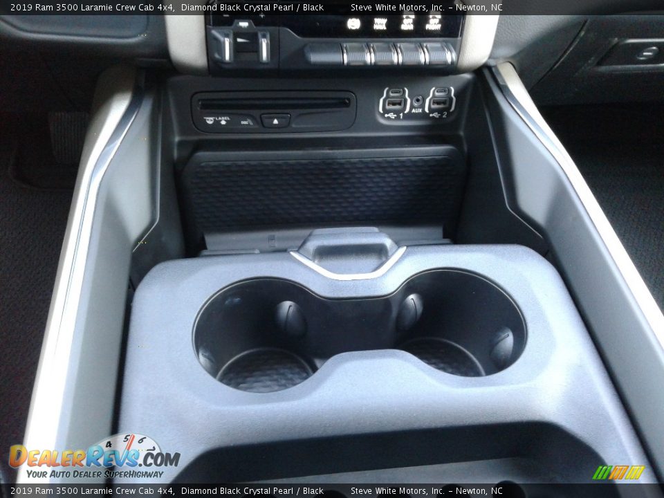 2019 Ram 3500 Laramie Crew Cab 4x4 Diamond Black Crystal Pearl / Black Photo #30