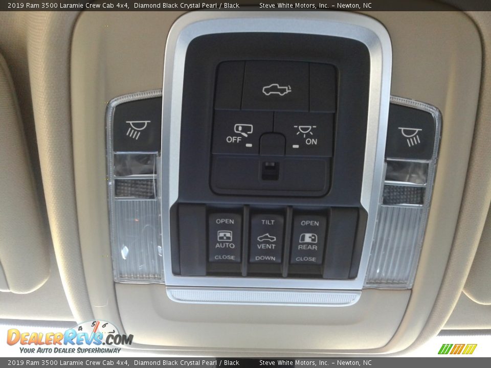 Controls of 2019 Ram 3500 Laramie Crew Cab 4x4 Photo #31