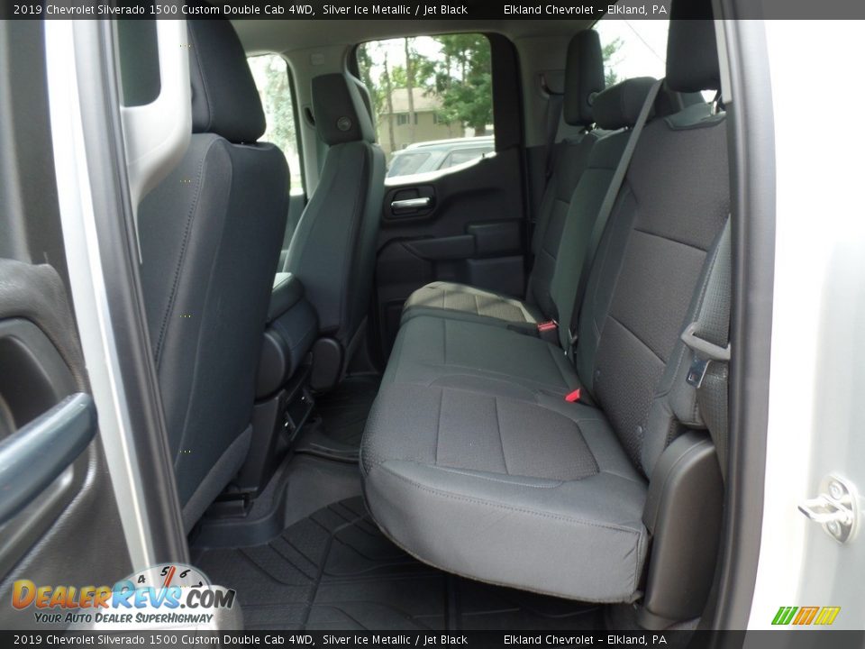 2019 Chevrolet Silverado 1500 Custom Double Cab 4WD Silver Ice Metallic / Jet Black Photo #36