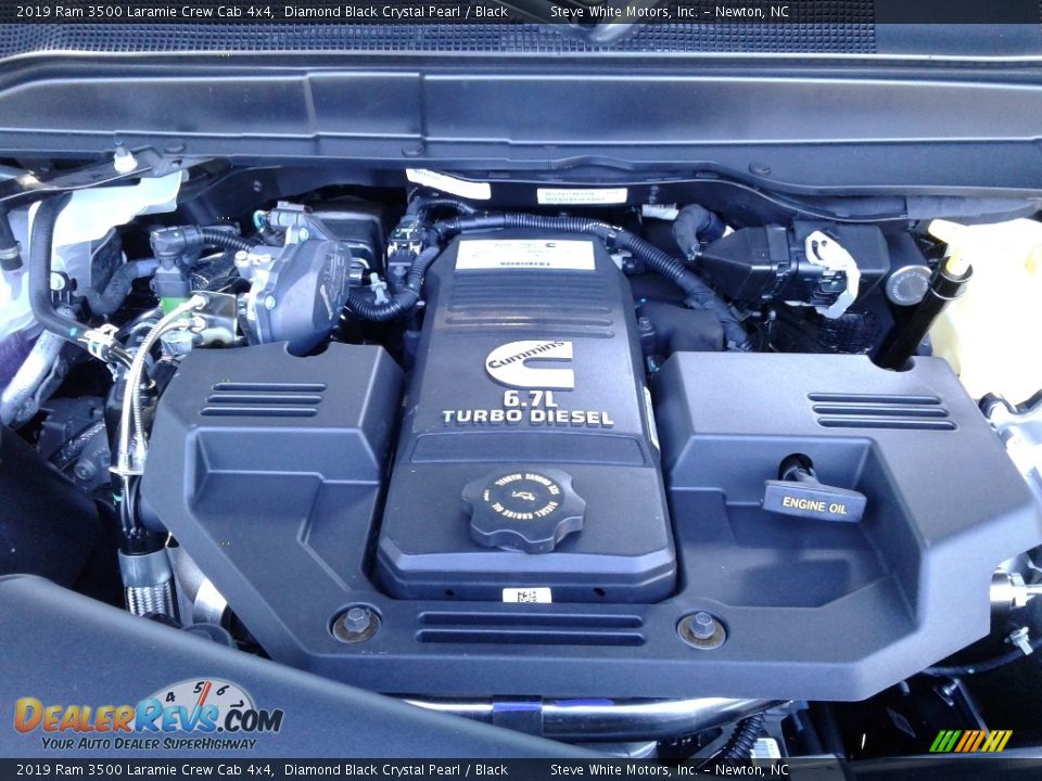 2019 Ram 3500 Laramie Crew Cab 4x4 6.7 Liter OHV 24-Valve Cummins Turbo-Diesel Inline 6 Cylinder Engine Photo #35