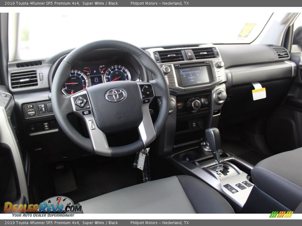 2019 Toyota 4Runner SR5 Premium 4x4 Super White / Black Photo #21