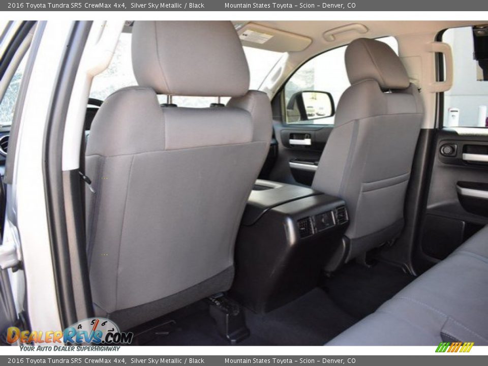 2016 Toyota Tundra SR5 CrewMax 4x4 Silver Sky Metallic / Black Photo #19