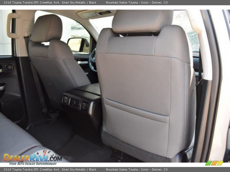 2016 Toyota Tundra SR5 CrewMax 4x4 Silver Sky Metallic / Black Photo #20