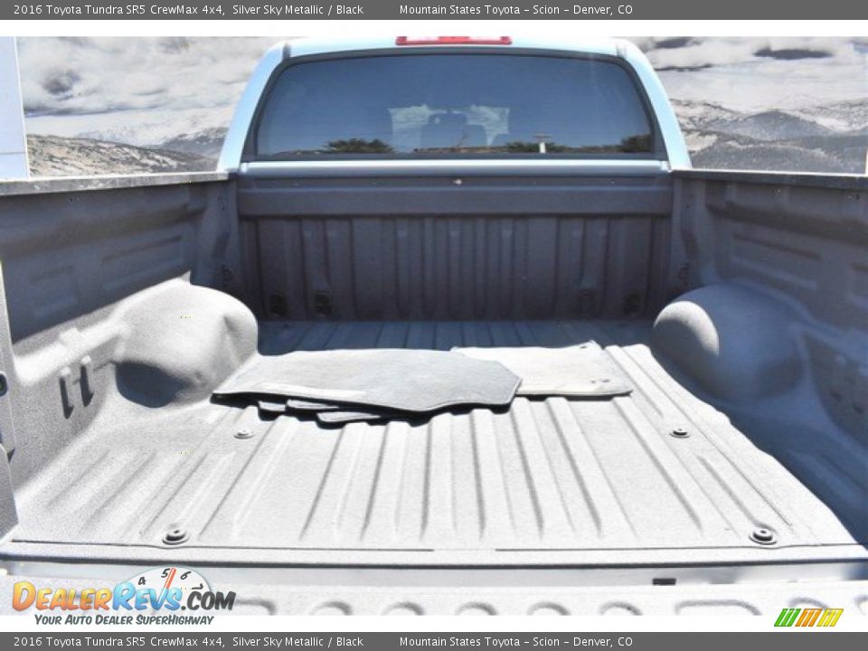 2016 Toyota Tundra SR5 CrewMax 4x4 Silver Sky Metallic / Black Photo #26