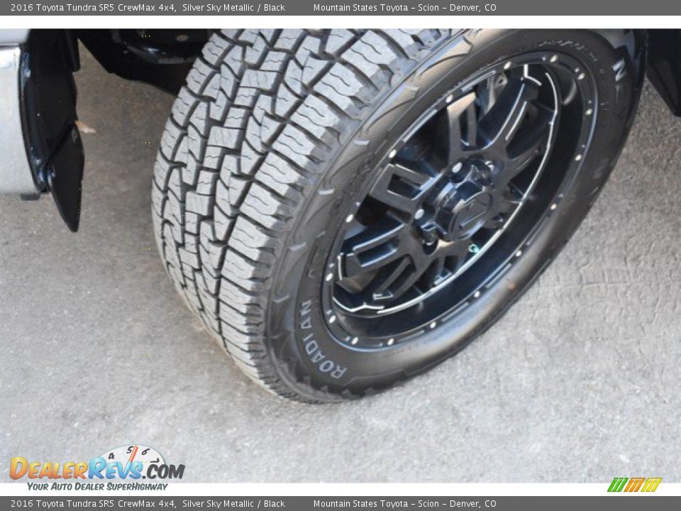 2016 Toyota Tundra SR5 CrewMax 4x4 Silver Sky Metallic / Black Photo #28