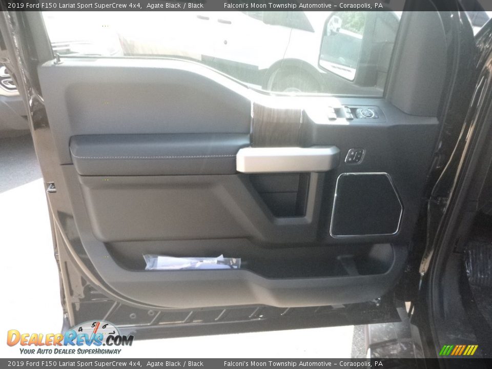 2019 Ford F150 Lariat Sport SuperCrew 4x4 Agate Black / Black Photo #11