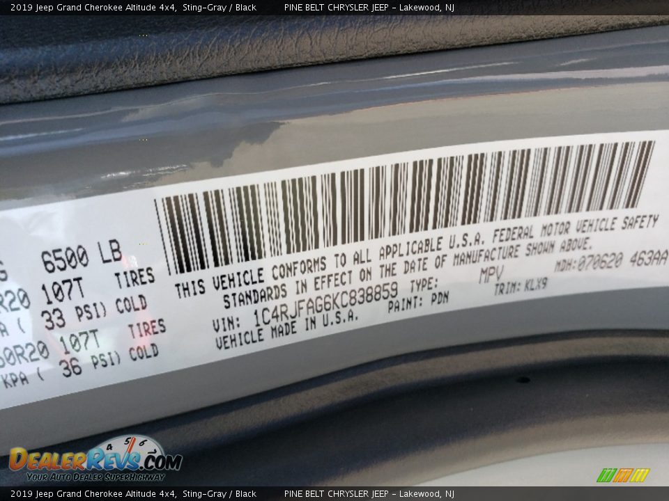 2019 Jeep Grand Cherokee Altitude 4x4 Sting-Gray / Black Photo #9