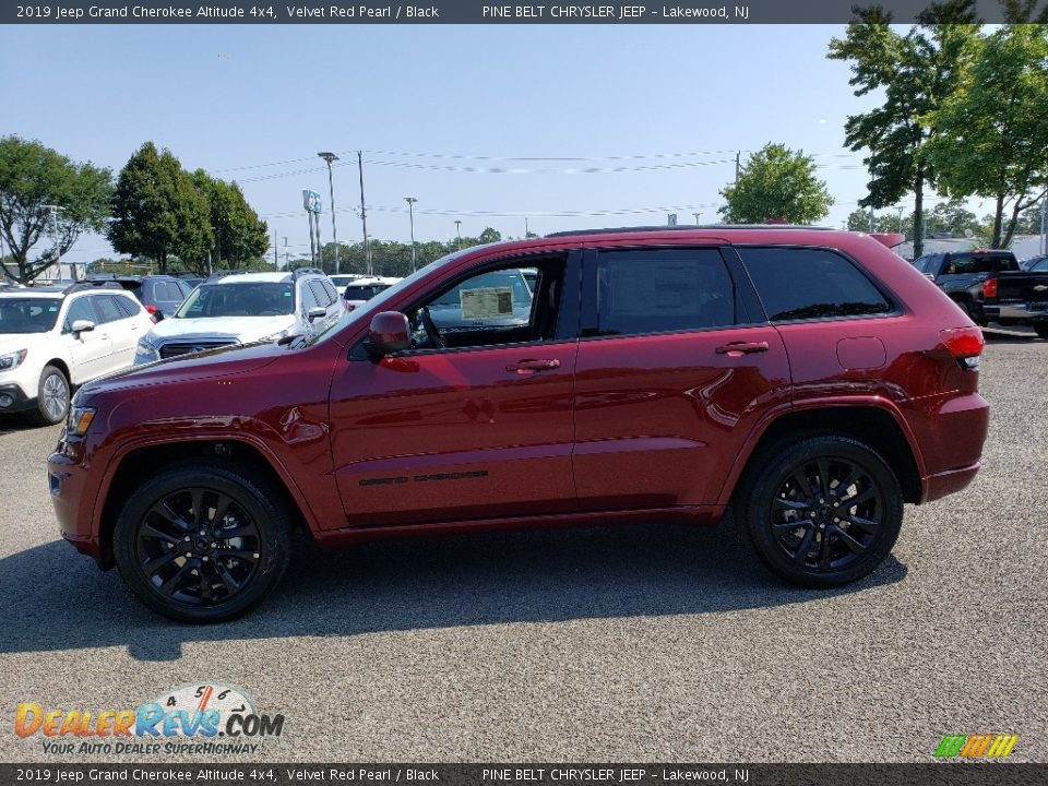 2019 Jeep Grand Cherokee Altitude 4x4 Velvet Red Pearl / Black Photo #3