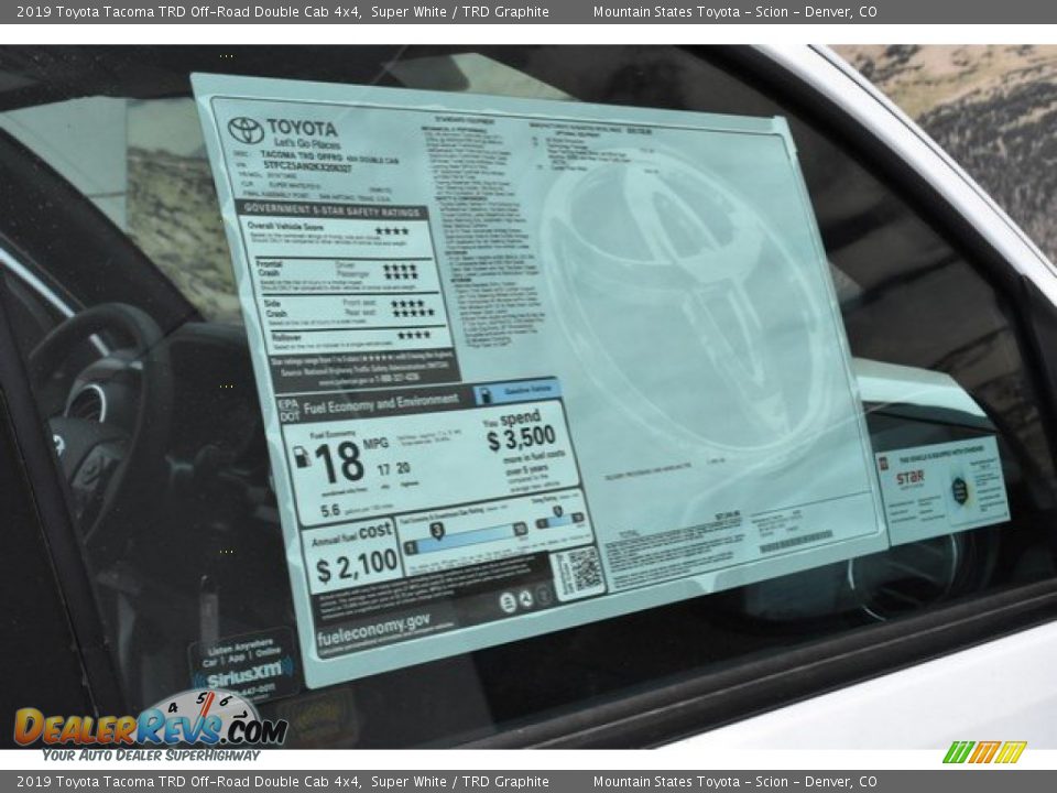 2019 Toyota Tacoma TRD Off-Road Double Cab 4x4 Super White / TRD Graphite Photo #10