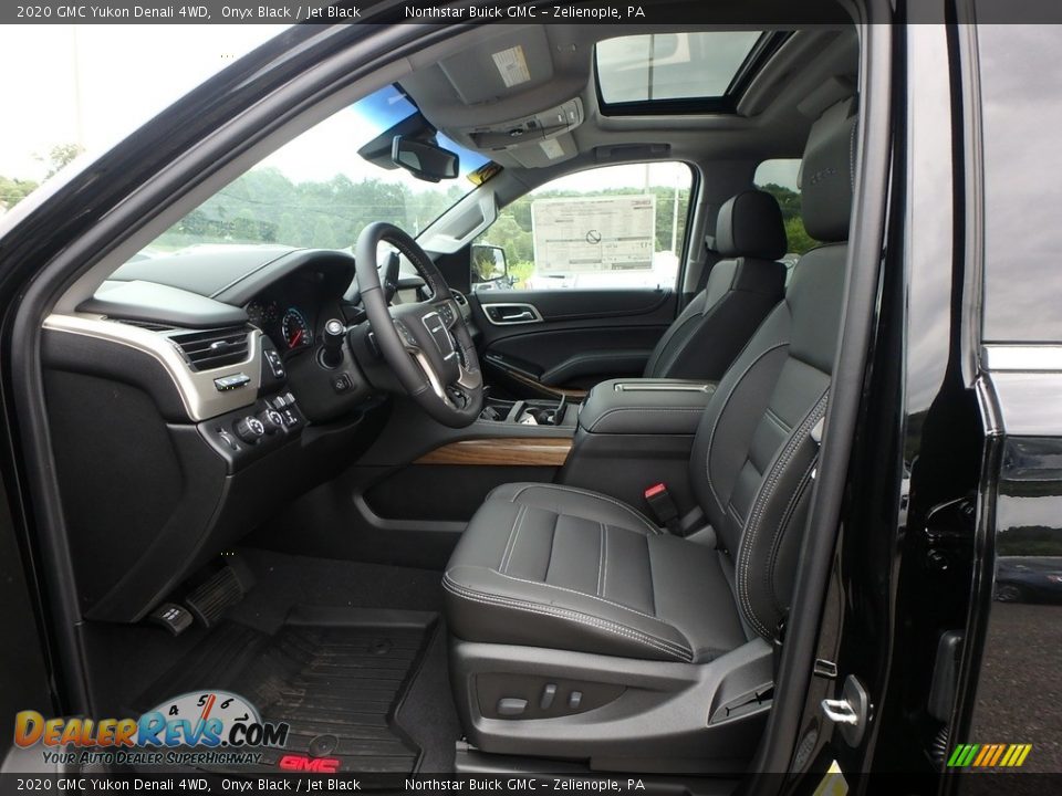 Front Seat of 2020 GMC Yukon Denali 4WD Photo #12
