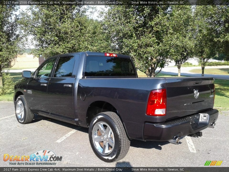 2017 Ram 1500 Express Crew Cab 4x4 Maximum Steel Metallic / Black/Diesel Gray Photo #8