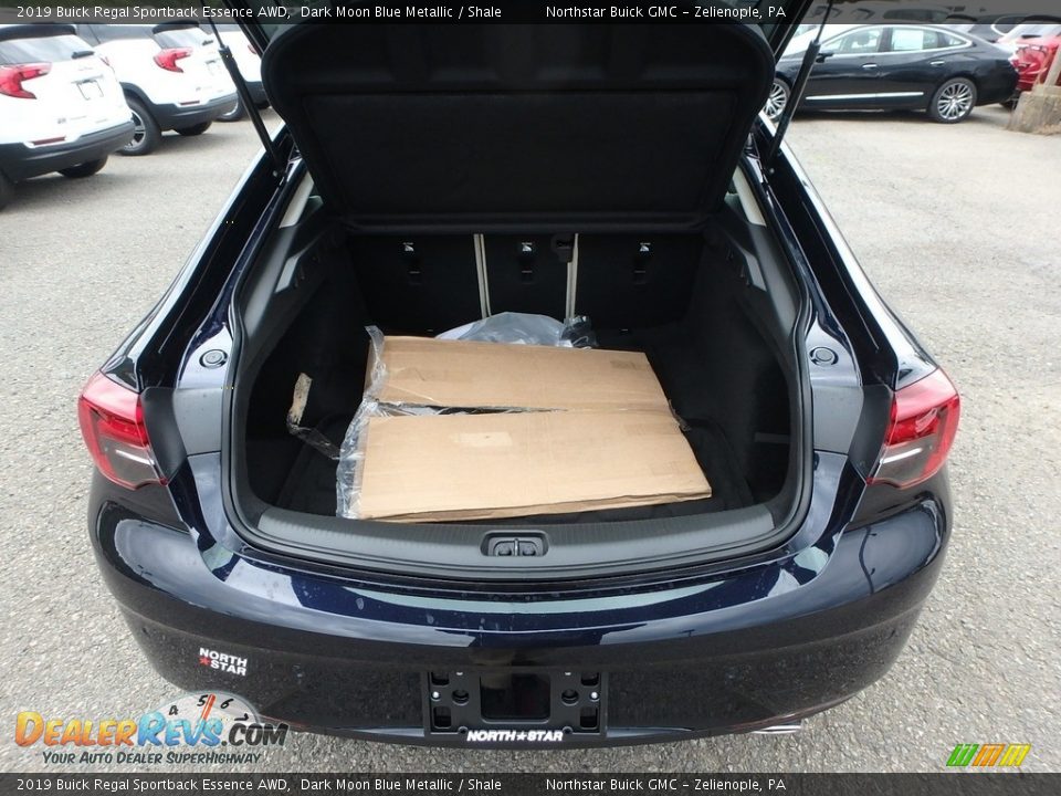 2019 Buick Regal Sportback Essence AWD Dark Moon Blue Metallic / Shale Photo #7