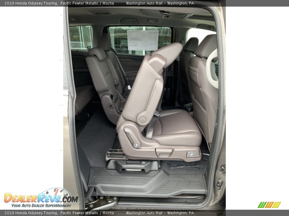 2019 Honda Odyssey Touring Pacific Pewter Metallic / Mocha Photo #24