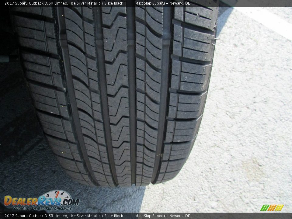 2017 Subaru Outback 3.6R Limited Ice Silver Metallic / Slate Black Photo #25