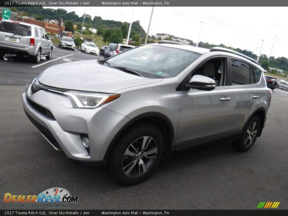 2017 Toyota RAV4 XLE Silver Sky Metallic / Ash Photo #6