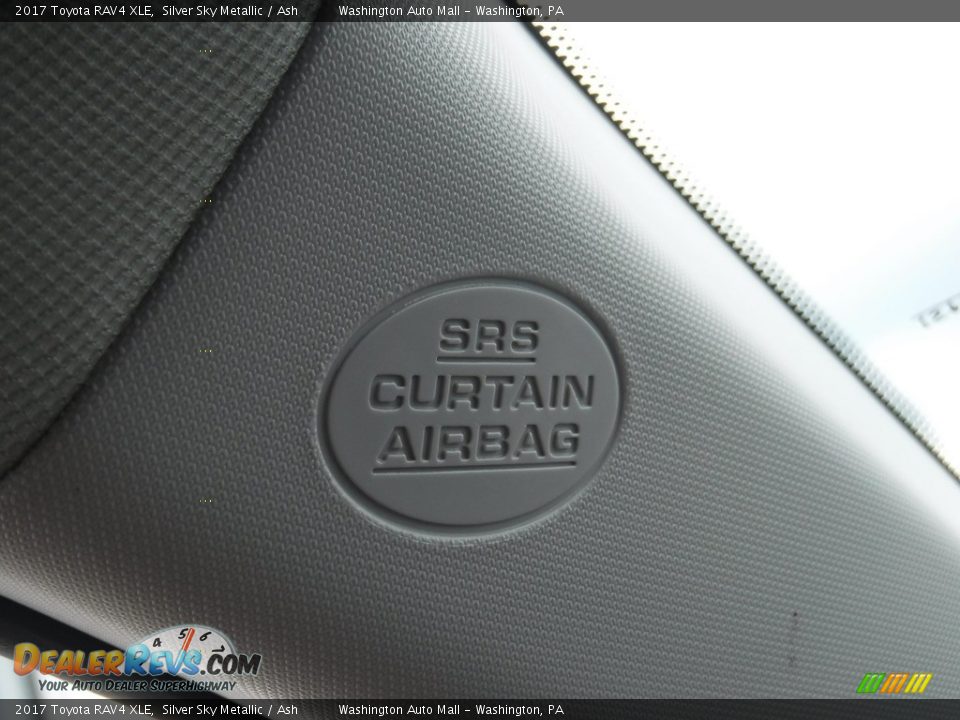 2017 Toyota RAV4 XLE Silver Sky Metallic / Ash Photo #22