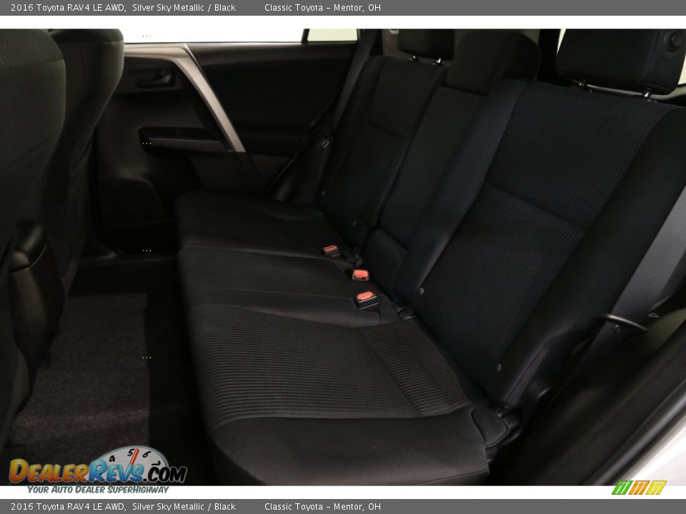 2016 Toyota RAV4 LE AWD Silver Sky Metallic / Black Photo #16