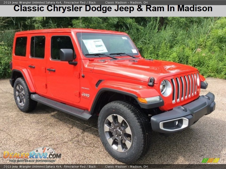 2019 Jeep Wrangler Unlimited Sahara 4x4 Firecracker Red / Black Photo #1