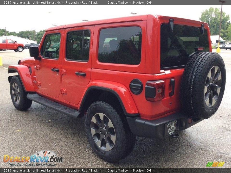 2019 Jeep Wrangler Unlimited Sahara 4x4 Firecracker Red / Black Photo #7