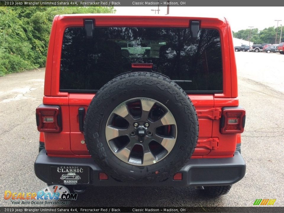 2019 Jeep Wrangler Unlimited Sahara 4x4 Firecracker Red / Black Photo #8